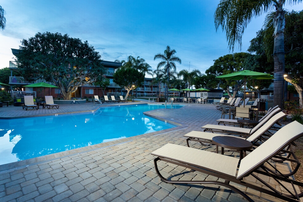 eaves Seal Beach, Seal Beach, CA 90740 - photo 1