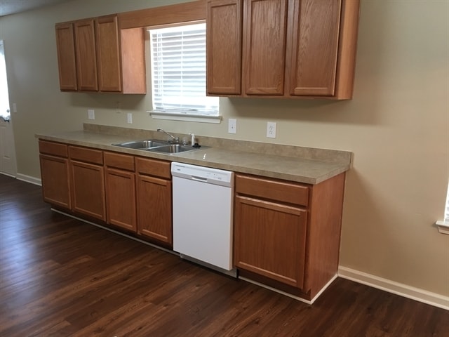 13 Holly Springs Cir, Savannah, GA 31407 - photo 6