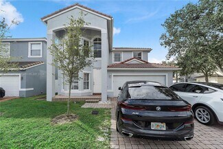 3838 SW 50th Ct, Fort Lauderdale, FL 33312