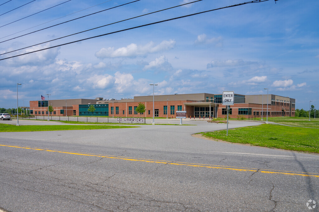 The Nokomis Regional Middle School/High School receives an overall grade of B on Niche. .
