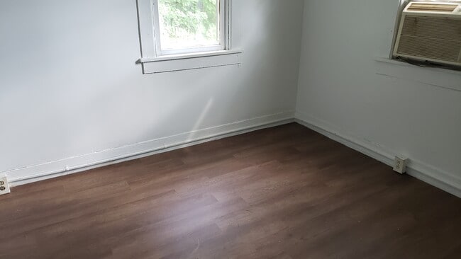 3 Church St unit 3, Stamford, NY 12167 - photo 3