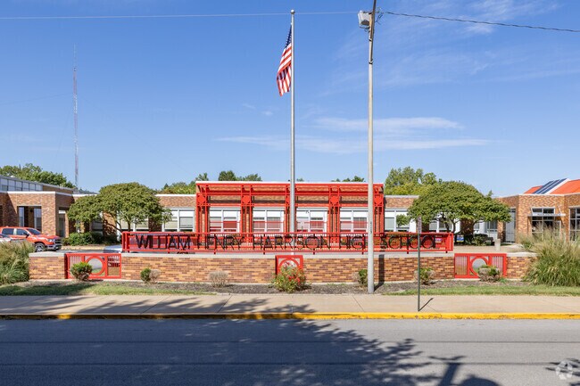 William Henry Harrison High School is an above average, public school located in EVANSVILLE, IN.