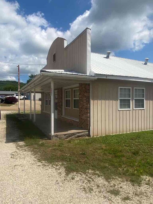 203 Mccune St unit 1, Pilot Knob, MO 63663 - photo 1