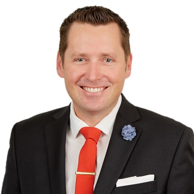 Agent Photo