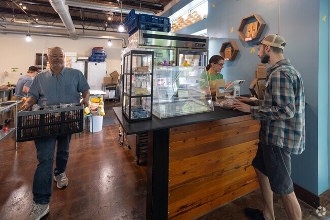 Homestead Oven and Good Phyte with their tasty gluten free products are in Barracks Rugby.