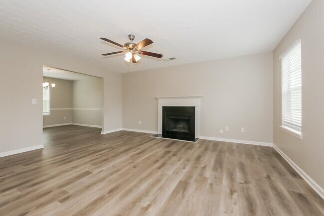1405 St Teresa Ct, Locust Grove, GA 30248 - photo 7