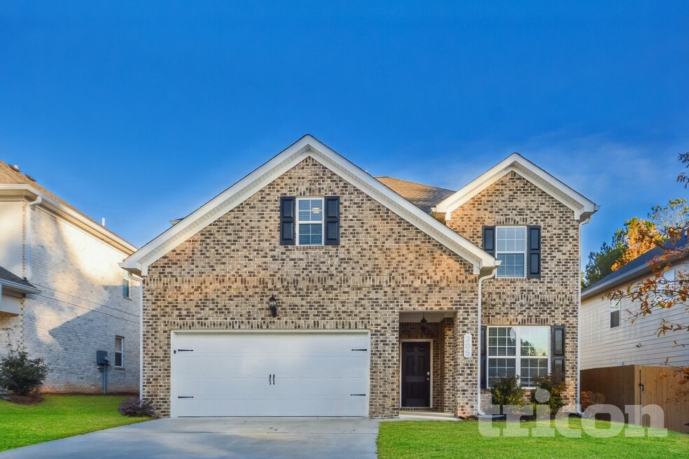 305 Escalade Dr, Stockbridge, GA 30281 - photo 1