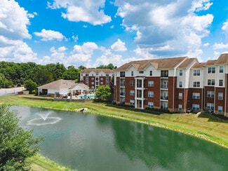 1100 Devonshire Dr E, Greenwood, IN 46143