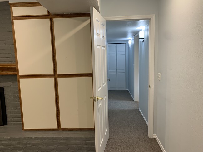 4135 NW Carlton Ct, Portland, OR 97229 - photo 7