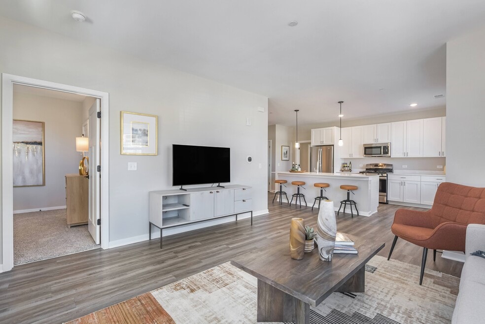 Water's Edge, Crystal Lake, IL 60014 - photo 1