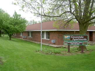 555 W Madison St, Cambridge, WI 53523