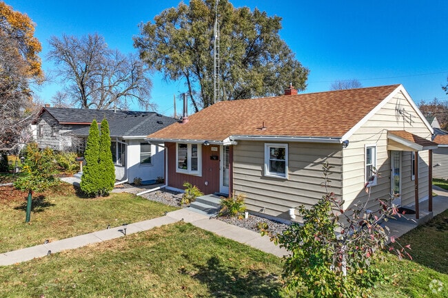 The majority of McKinley-Railroad Parks homes were built in the mid-20th century.