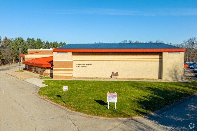 Jeannette Senior High School has a paved road looping the building for easy traffic management.