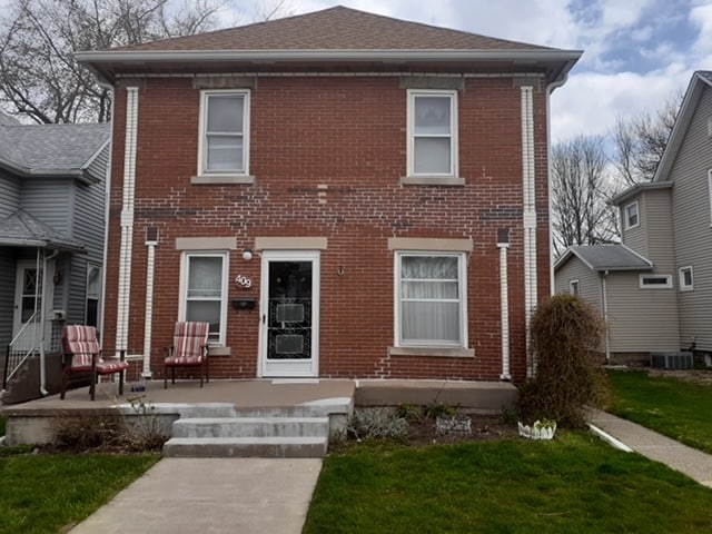 409 17th Ave, Moline, IL 61265 - photo 1