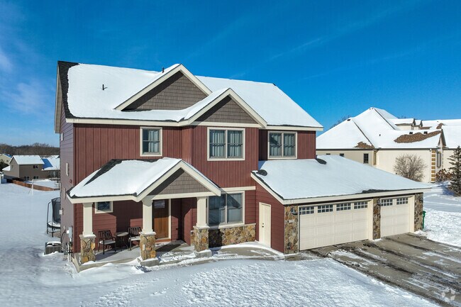 As Sartell continues to expand, new construction and modern homes have become prevalent.