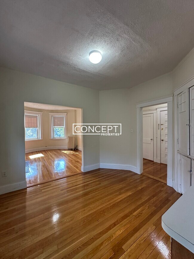 1788 Beacon St unit 6, Brookline, MA 02445 - photo 6