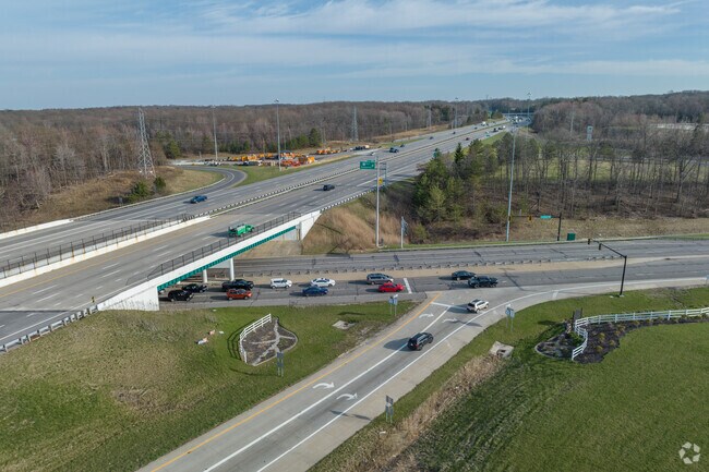 Broadview Heights residents can explore easily with 77N/77S just minutes away.