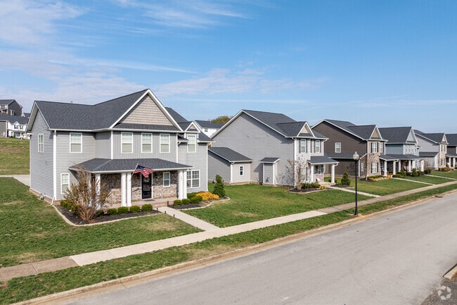 New Colonial Revival homes are being built near Oak Ridge National Lab.