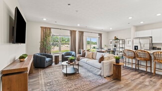 1882 Vista Lake Dr, Goshen, OH 45122