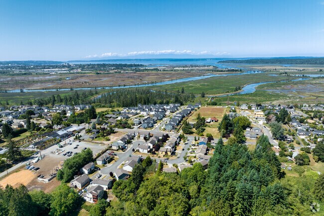 Find your slice of paradise in Sunnyside - a place to make memories and cherish moments.