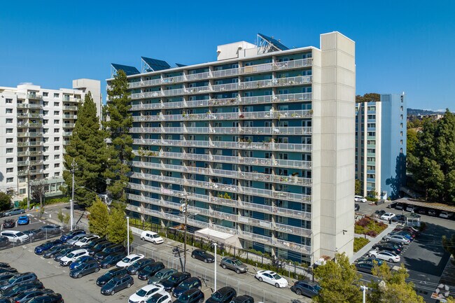 Pill Hill near Broadway Street is in the perfect location to call home.