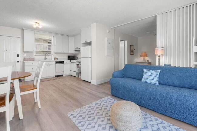 5800 Bonita Beach Rd SW unit ID1352878P, Bonita Springs, FL 34134 - photo 3