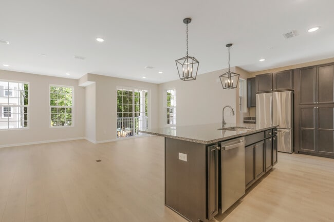 219 Myrtle Rd, Warren, NJ 07059 - photo 4