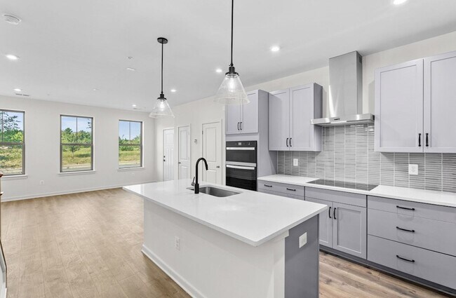 Belmont Park - Landmark, Ashburn, VA 20147 - photo 5