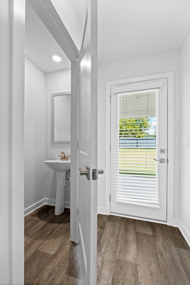 4828 Station Ln, Union City, GA 30349 - photo 5