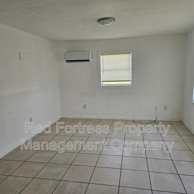 3524 South St, Fort Myers, FL 33916 - photo 5