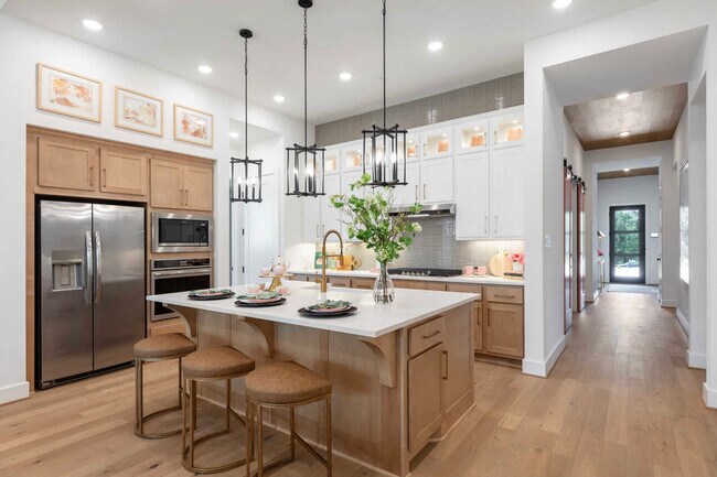 315 Leaning Rock Ridge, Austin, TX 78737 - photo 4