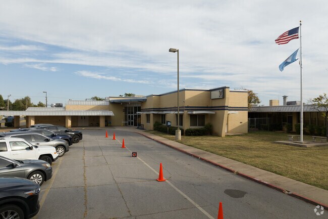 Ridgeview Elementary School serves families in The Village and earns a B-minus from Niche.