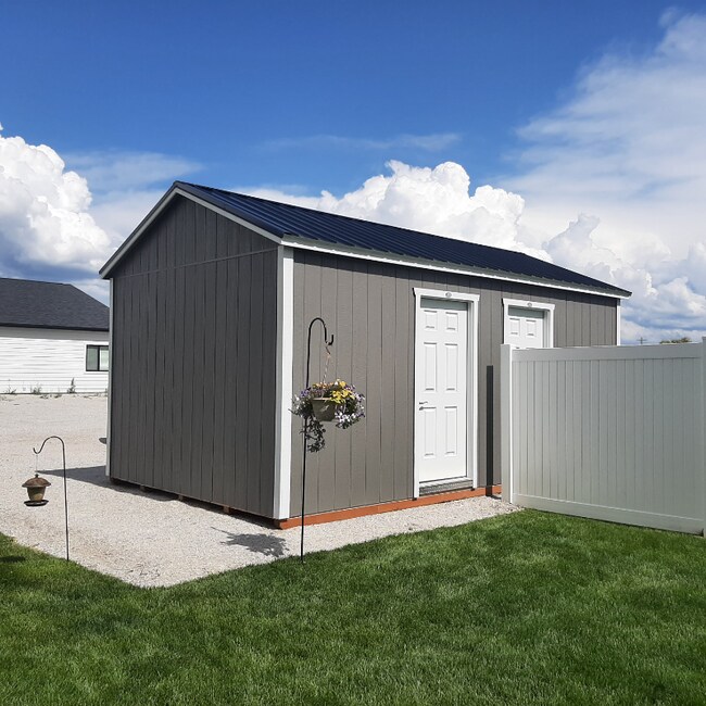 709 S Oak St unit 2, Townsend, MT 59644 - photo 3