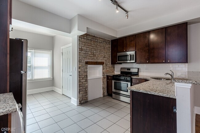 Lawrence 2607 W, Chicago, IL 60625 - photo 4
