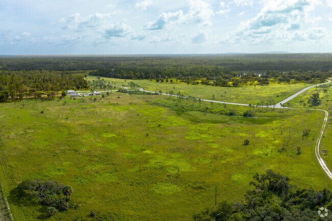 Alafia River State Park consists of 6,344 acres and was formerly an old phosphate mine.