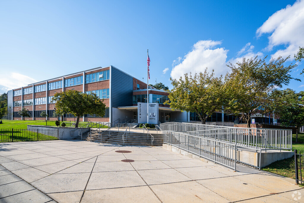 Malcolm X Elementary School