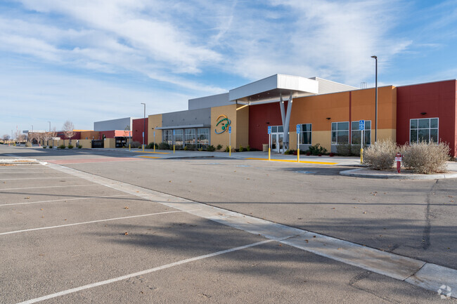 Palmdale Aerospace Academy has a 25:1 student-teacher ratio.