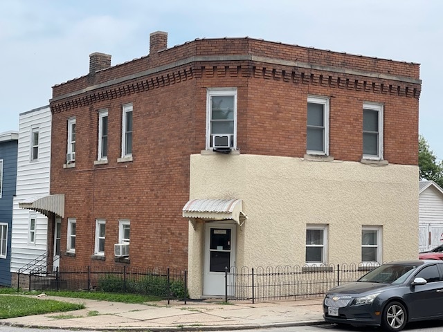 5401 S 32nd St unit 2, Omaha, NE 68107 - photo 1