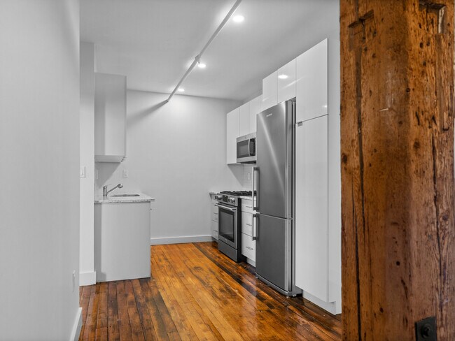 791 Tremont St unit E518, Boston, MA 02118 - photo 6