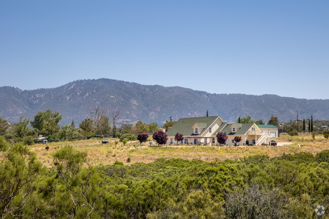 Home in Anza sits on a large plot of land with mountain views.