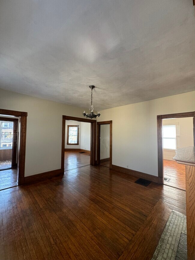 21 Lafayette St unit 21 Lafayette Street, Springfield, MA 01109 - photo 6