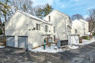 35-38 Putnam Green, Greenwich, CT 06830