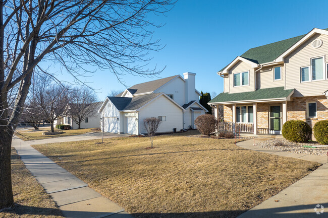 The neighborhood is now home to approximately 2,000 residents with a mix of housing options.