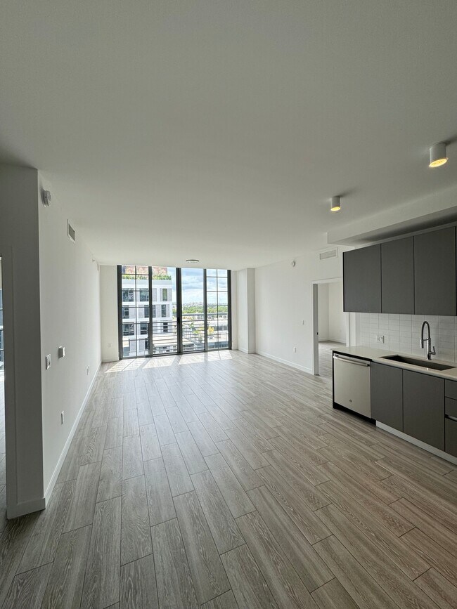 445 NW 26th St Unit B1, Miami, FL 33127