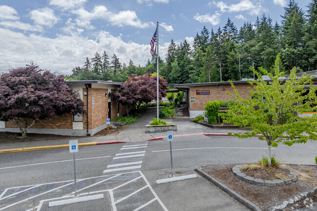 South Colby Elementary School serves students pre-K through 6th grade.