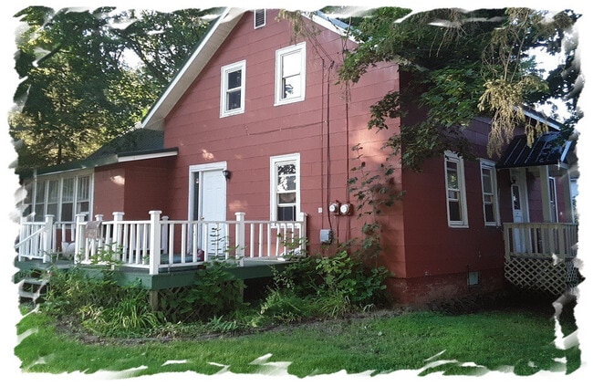 35 Beech St unit 2, Orono, ME 04473 - photo 2