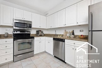 750 N Rush St Unit 1805, Chicago, IL 60611