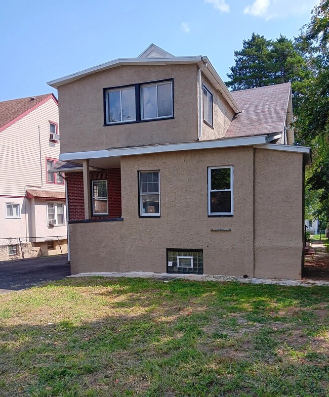 238 Penn Blvd unit 2nd Floor, Lansdowne, PA 19050 - photo 6