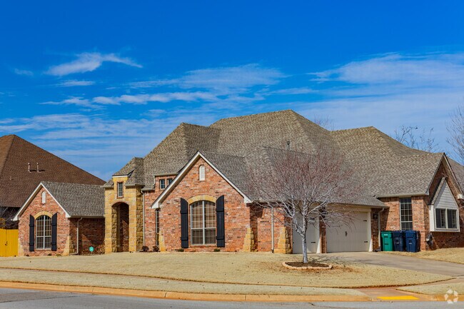 Big, beautiful modern homes enhance Twin Oaks' charm.