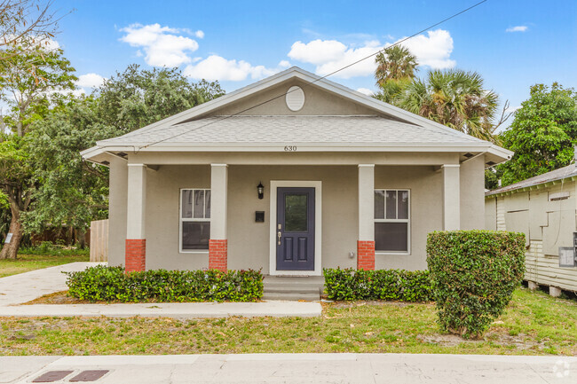 A charming Bungalow on a scenic West Palm Beach street.